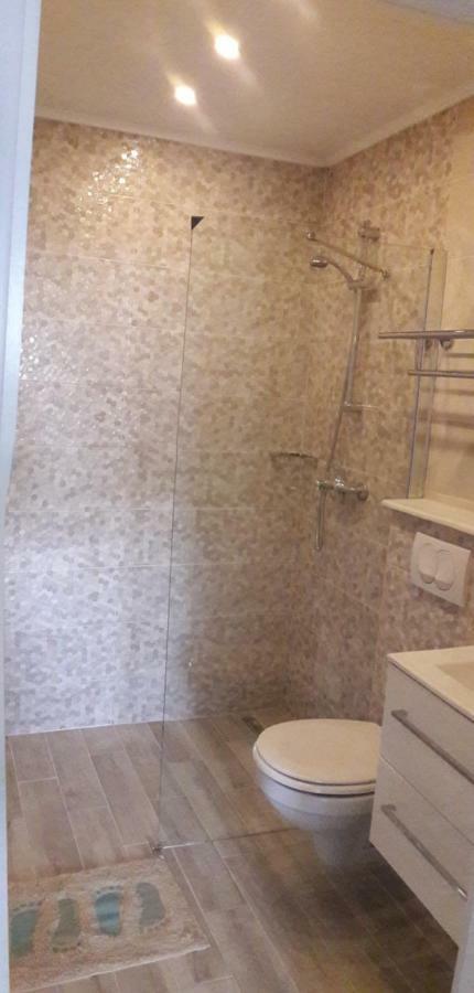 Apartments Villa Antony Drvenik  Ngoại thất bức ảnh